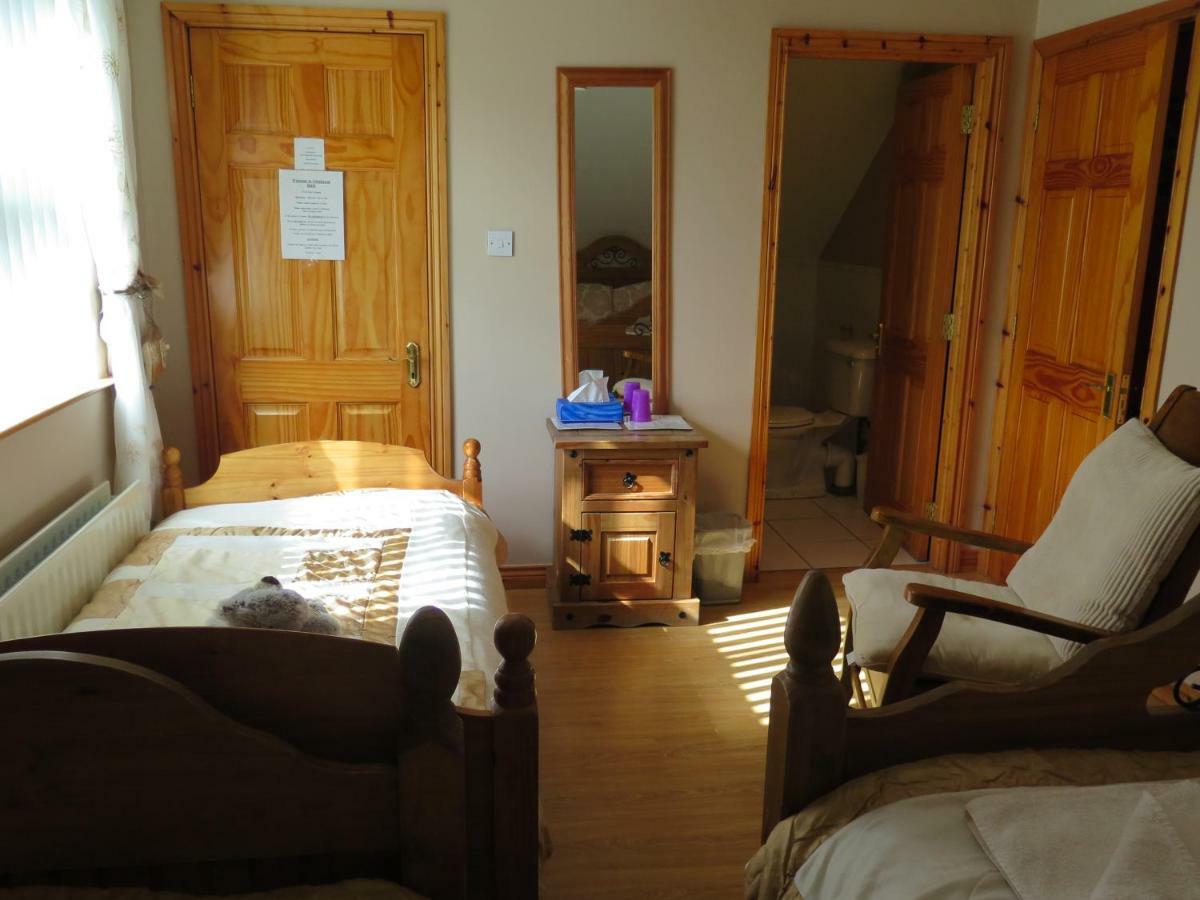 Glen Haven Bed And Breakfast Ballycastle Exterior photo